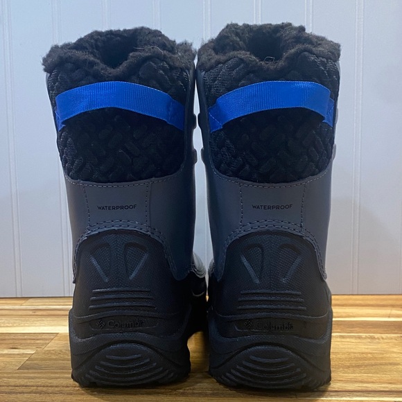 Columbia Big Kids' Bugaaboot Gray and Blue Waterproof Snow Boots - Picture 5 of 7